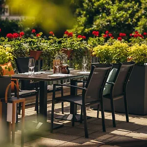 Crowne Plaza Geneva By Ihg Hotel